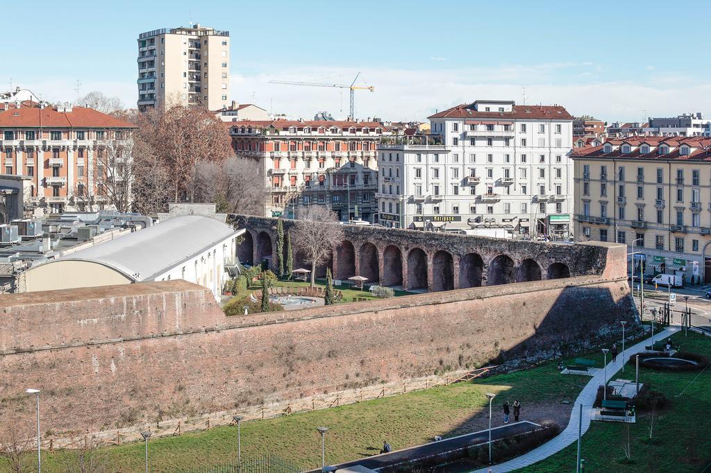 Hotel Arco Romana Milán Exterior foto